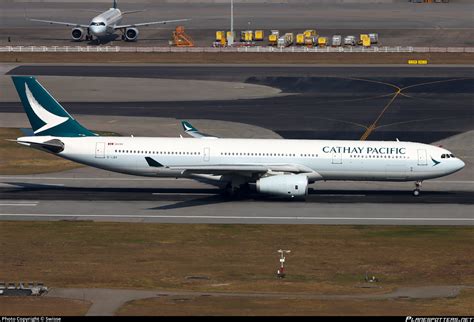 B LBK Cathay Pacific Airbus A330 343 Photo By Swisse ID 1377947