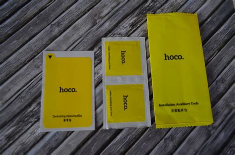 Комплект HOCO для поклейки защитного стекла набор из салфеток и ...