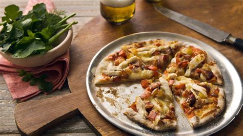 La Ionicachicken Chorizo Pizza La Ionica