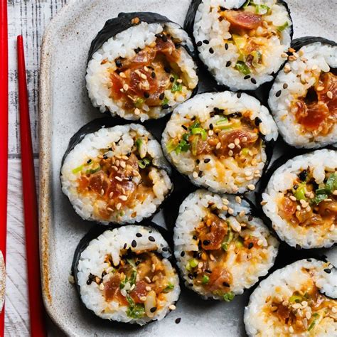 Spicy tuna sushi rolls – Artofit