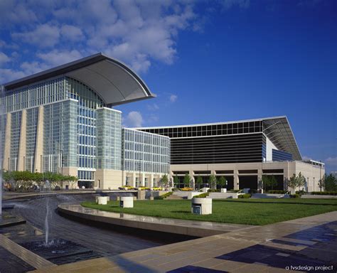 McCORMICK PLACE SOUTH BLUR Workshop