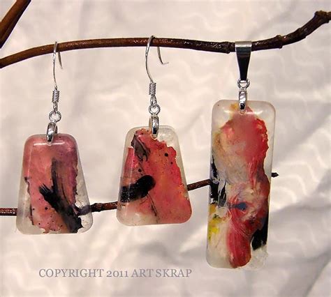 Pinky Tuscadero Happy Days Pendant and Earring Set by artskrap