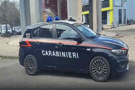 Minorenni Arrestati A Latina Per Vandalismo E Possesso Di Droga L Intervento Dei Carabinieri