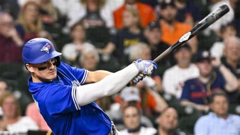 Chapman Homers Bassitt Spins A Gem To Power Blue Jays To Victory Over