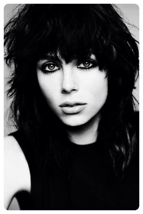 Edie Campbell Mid Length Hair With Layers Hair Lengths Hairstyles