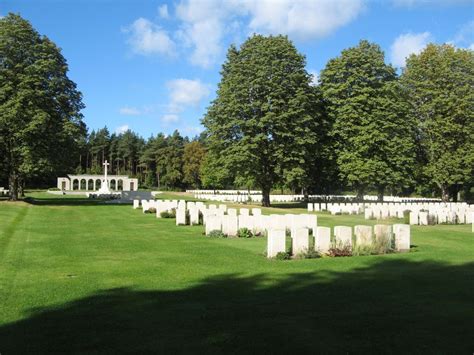 Berlin 1939 1945 War Cemetery In Charlottenburg Berlin Find A Grave