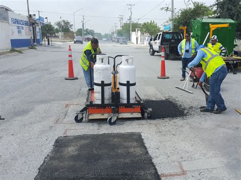 Demostracion De Bacheo En Tlanepantla Estado De Mexico Con Mezcla