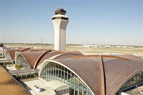 St. Louis International airport sees cargo volumes boom