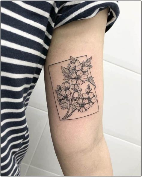 Hawthorn Tattoos Symbolism Meanings And More Flower Tattoo Shoulder