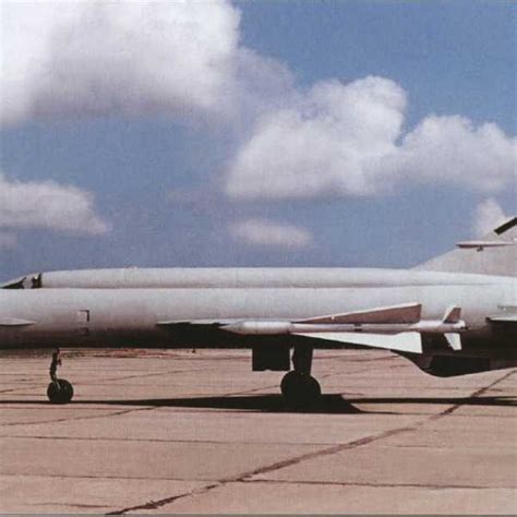 Е 152 – Е-152 — Википедия
