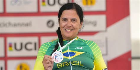 Ciclismo paralímpico Gilmara do Rosário é bronze em Copa do Mundo