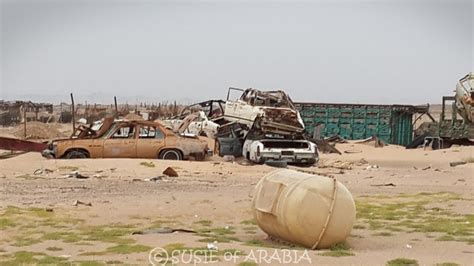 Jeddah Daily Photo: Abandoned Cars in the Desert