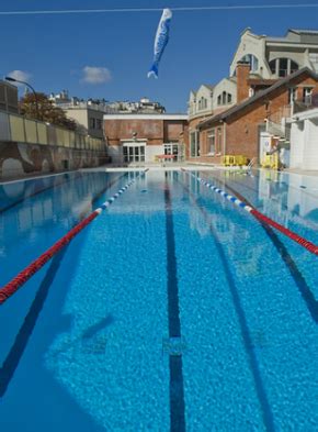 Piscine De La Butte Aux Cailles Paris Baignade En Famille Citizenkid