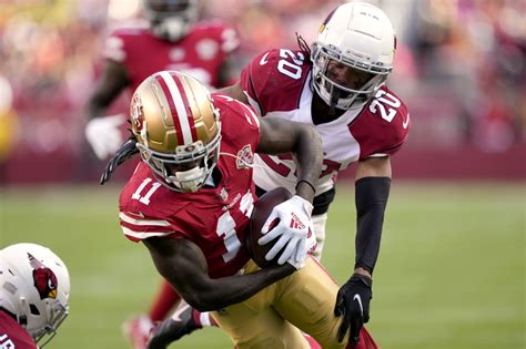 Brandon Aiyuk Injury 49ers Wr Shaken Up On Sideline In Week 9 Vs