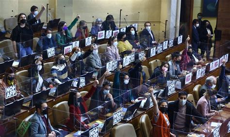 Deputados Do Chile Rejeitam Projetos De Saque De Fundos De Pensões Em