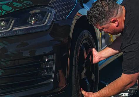 Cinco Sencillos Pasos Para Cambiar La Rueda Del Coche El Norte De