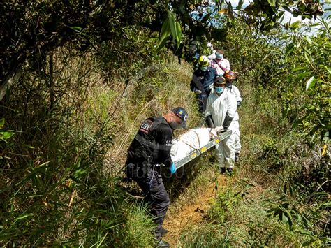 Fotos Así Fue La Inspección Técnica Del Cuerpo Encontrado En La Comuna 8 De Medellín Minuto30