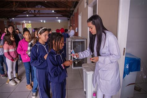 Alunos Da Rede Municipal Recebem Atividades De Promo O E