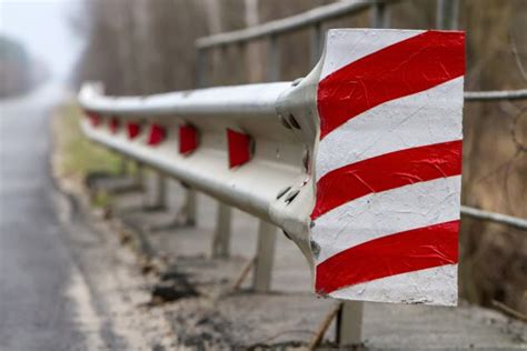 Road Barrier Mengenal Jenis Jenis Pembatas Jalan Untuk Keamanan Jalan Raya