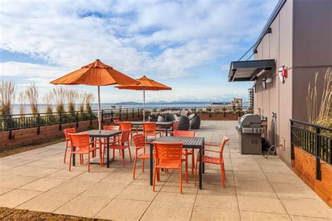 A Guide to the Best Rooftop Bars in Seattle | Seattle Professional Movers