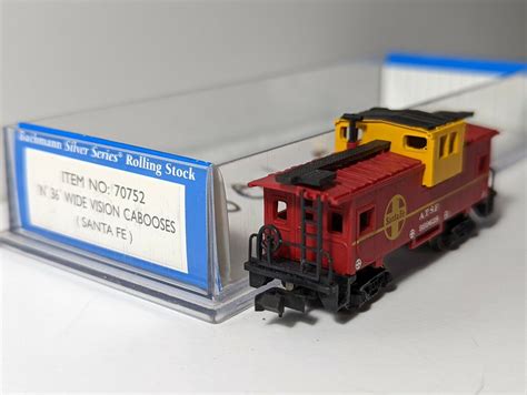 Bachmann N Scale 70752 36 Wide Vision Caboose Santa Fe ATSF 999628