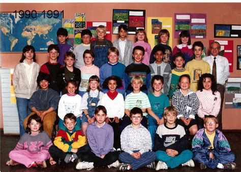 Photo De Classe Cm2 89 90 De 1989 Ecole Du Centre Stiring Wendel