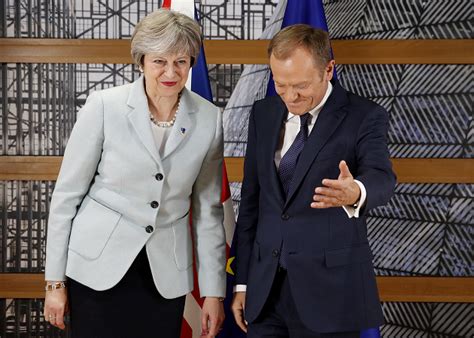 Tusk odkázal Britom Ak si rozmyslíte brexit Únia vás prijme späť