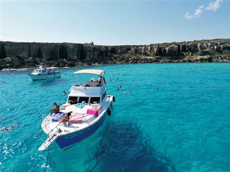 Da Trapani Tour In Barca Di Favignana E Levanzo Con Tappe Getyourguide