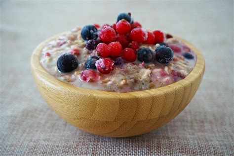 Avena En Leche De Coco Almendras Y Frutos Rojos De 202 1 Kcal Receta