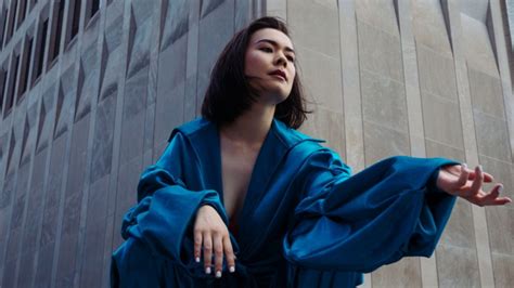 'Laurel Hell' Review: Mitski Confidently Blazes Forward On New Album