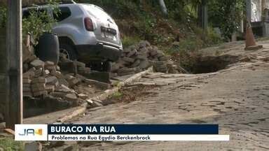 Jornal do Almoço SC Blumenau Moradores de Blumenau protestam por