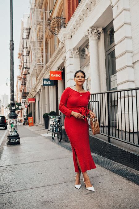 Introducir Imagen Outfit Vestido Rojo Con Tenis Abzlocal Mx