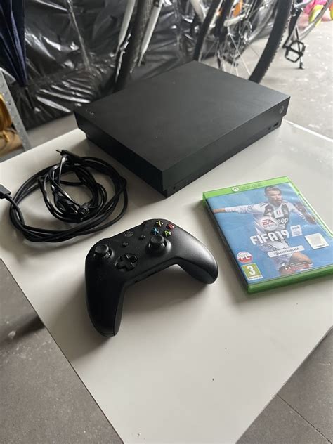 Konsola Xbox One X 1TB Jabłonna OLX pl