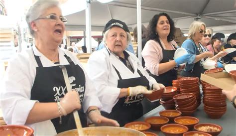 La Ba Eza Presume De Alubia Un A O M S Con Raciones Repartidas En