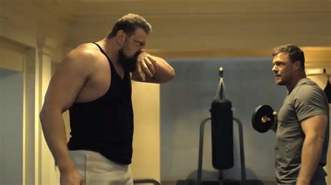 Alan Ritchson Suffered A Real Injury During The Reacher Season 3 Finale