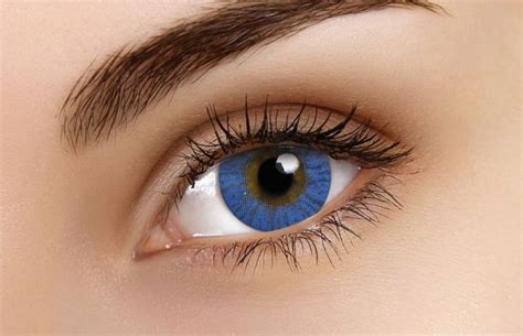 Colourvue Basic Blue Coloured Contact Lenses