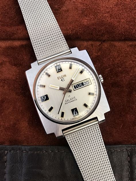 1970s Elgin Galaxie Cal 334 Day Date Automatic Stainless Steel Watch