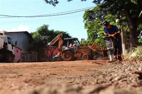 Obras da Sanesul deixam alguns bairros de Dourados sem água nesta