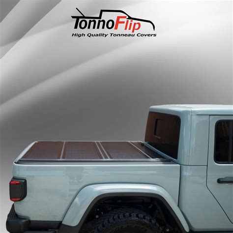 Jeep Gladiator Bed Cover | TonnoFlip Tonneau Cover