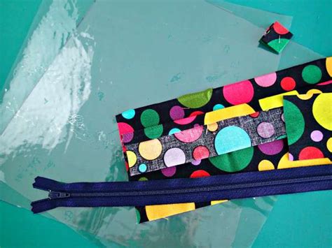 How To Make Clear Vinyl Zipper Bags So Sew Easy