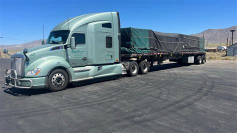 Central Oregon Flatbed Trucking Lumber To Home Depot No Hour