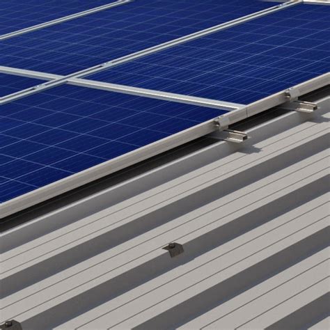 Soluzioni Per Impianti Fotovoltaici Su Tetti A Falda