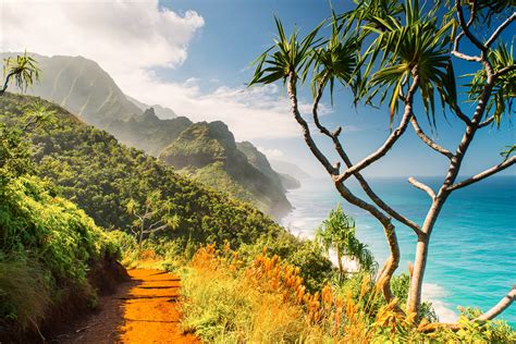 Tips For Kalalau Trail A Safe And Spectacular Hike Adventure Magzine