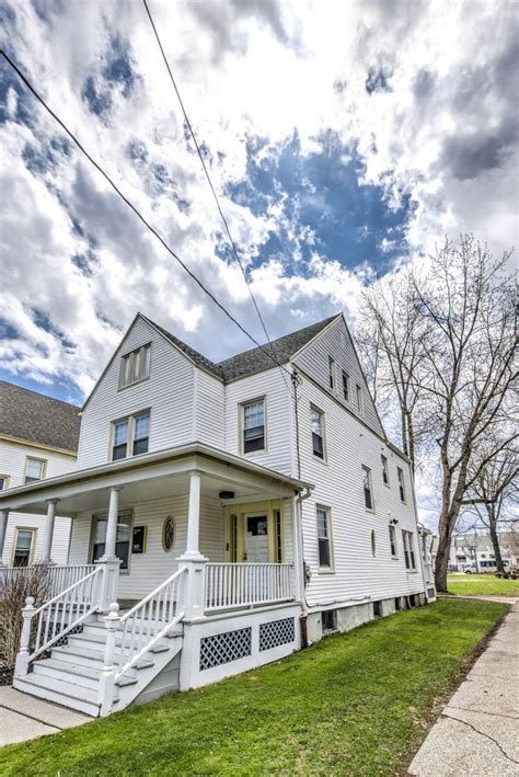 Residence Hall at The College of Saint Rose in Albany, NY. | Residence hall, House styles ...