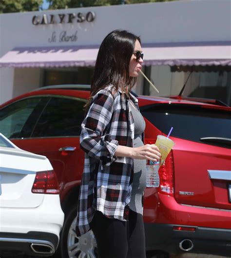 Megan Fox Takes A Stroll In Malibu 05272016 3 Lacelebsco