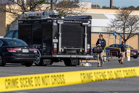 Walmart Gunman Showed Troubling Behavior Before Attack Ex Colleagues