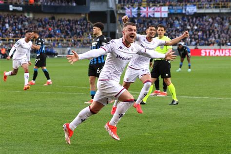 Olympiacos 1 0 Fiorentina Resultado Resumen Y Goles