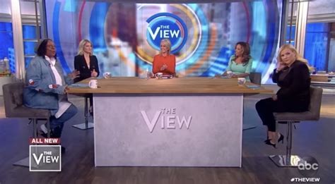 "The View' Co-Hosts 'Distance' Themselves at the Hot Topics Table ...