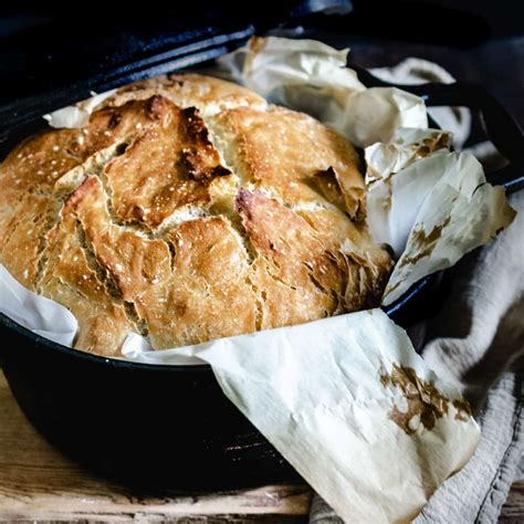 Dutch Oven Bread Easy Dough Recipe