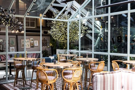 Alibi Bar and Dining, Ovolo Woolloomooloo | restaurant review